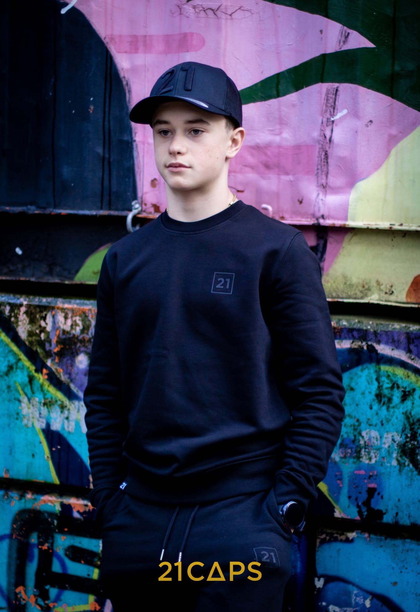 21 Trui zwart Uni-sex