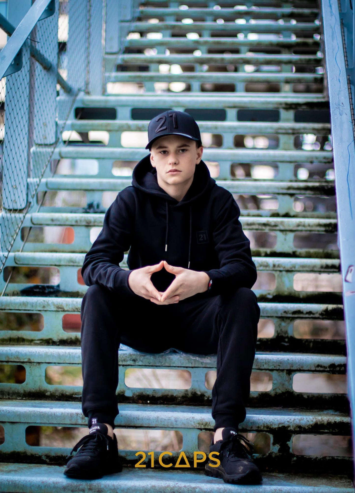 21 Hoodie zwart Uni-sex