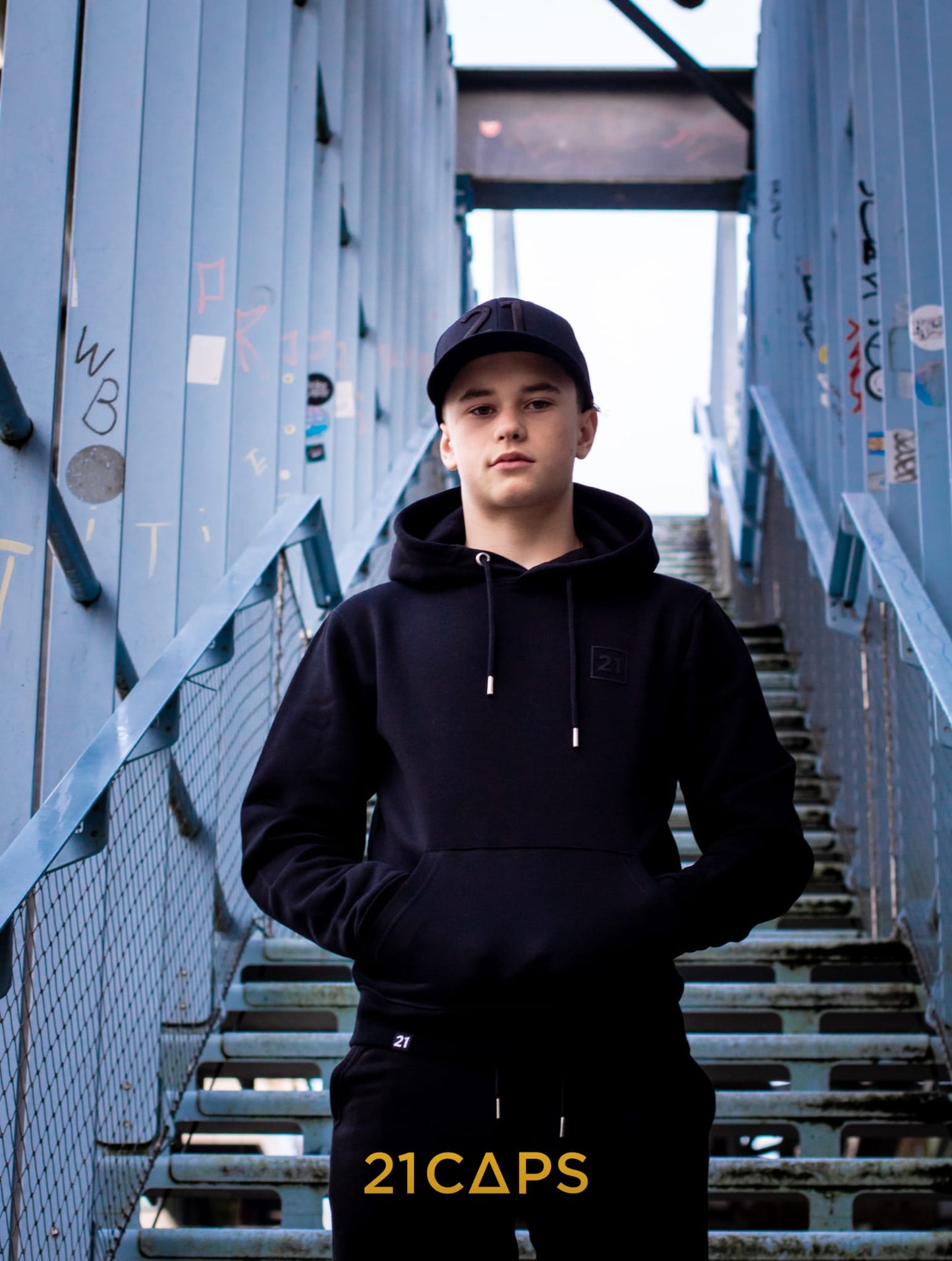 21 Hoodie zwart Uni-sex