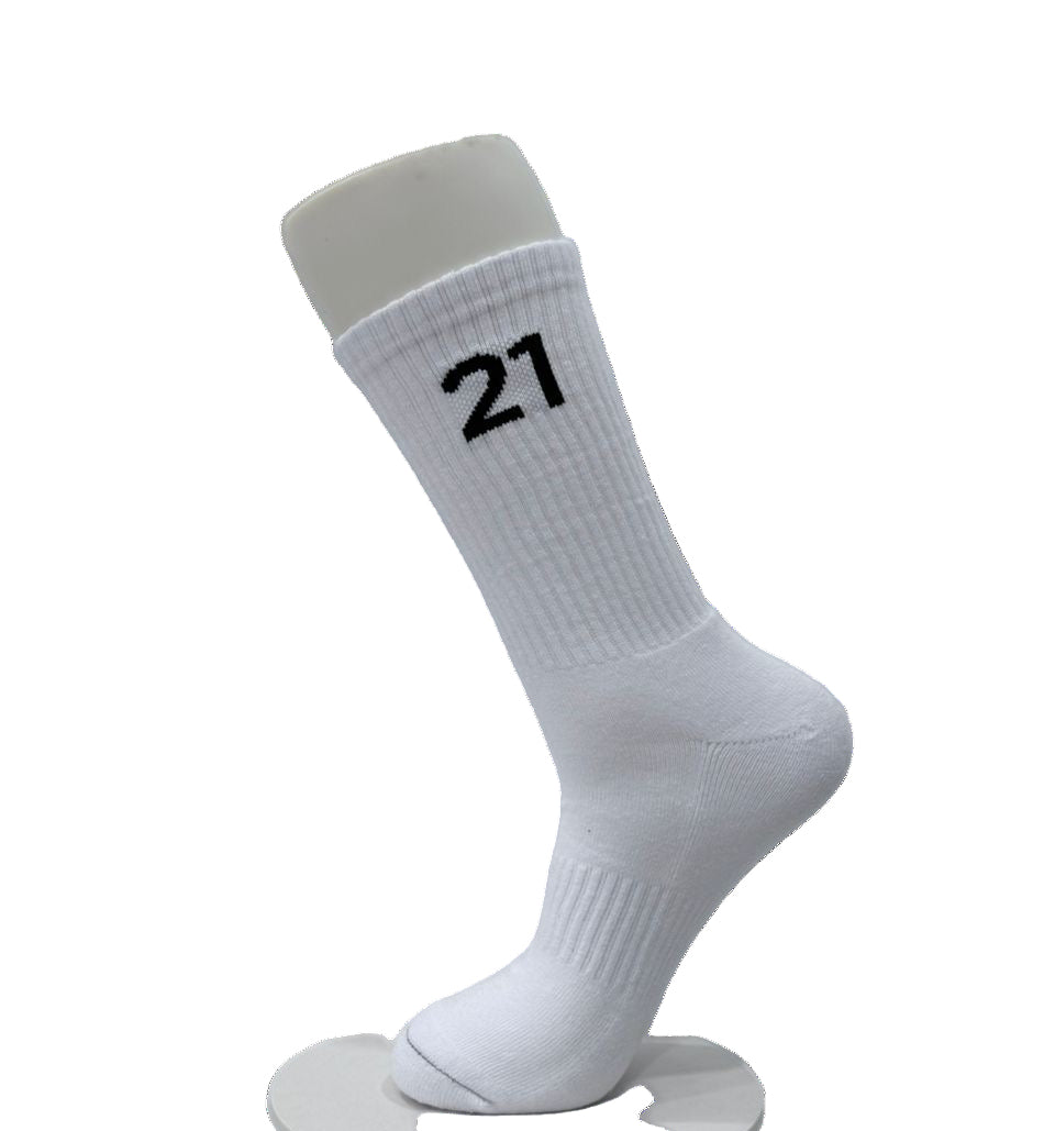 Training socks (unisex) zwarte of witte sokken met compressie op de wreef voor extra steun. One size – past altijd perfect.
